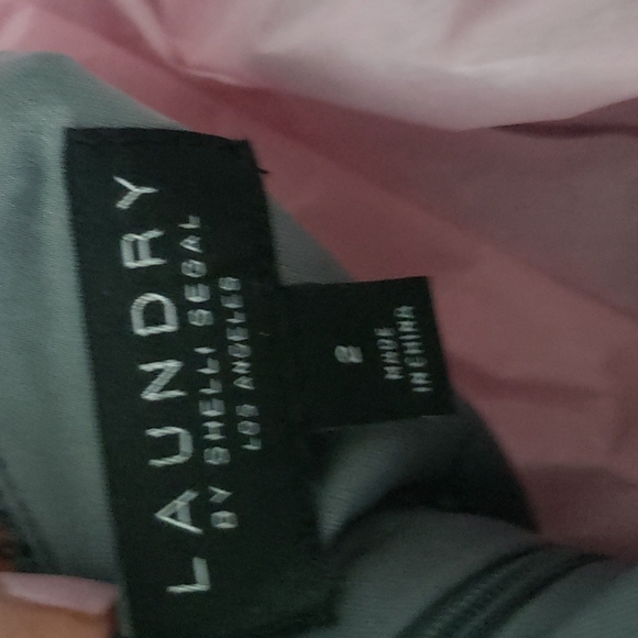 Sexy Sequined Event dress - Picture 5 of 5